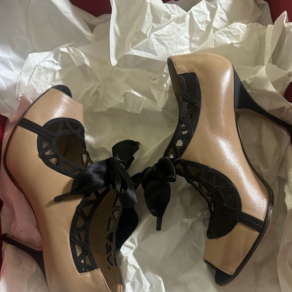 Authentic Valentino peep shoes with bow size 36 - Picture 2 of 7